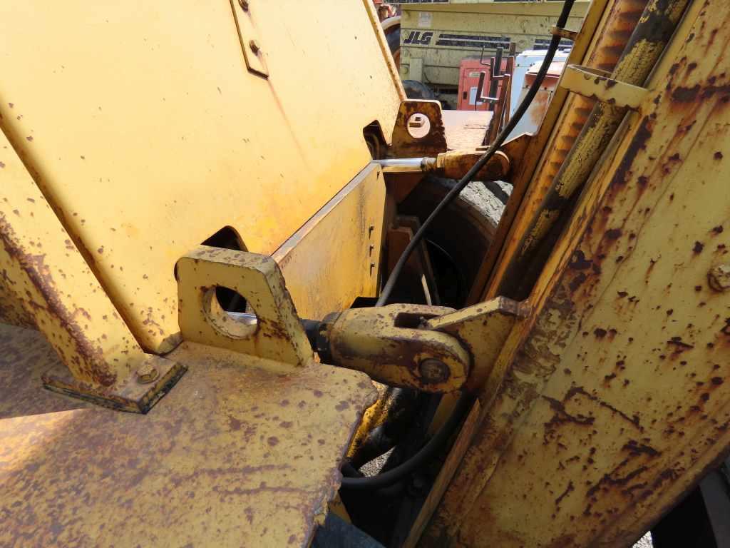 CAT FORKLIFT V160