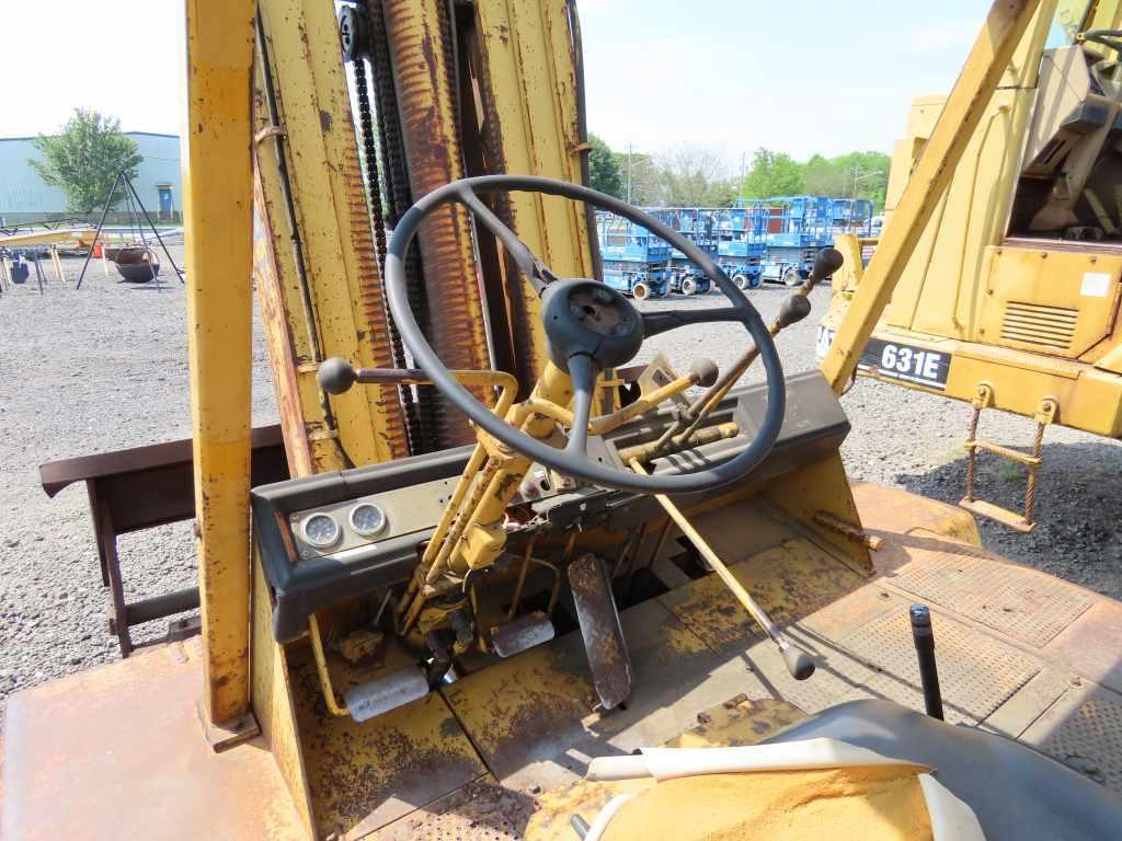 CAT FORKLIFT V160