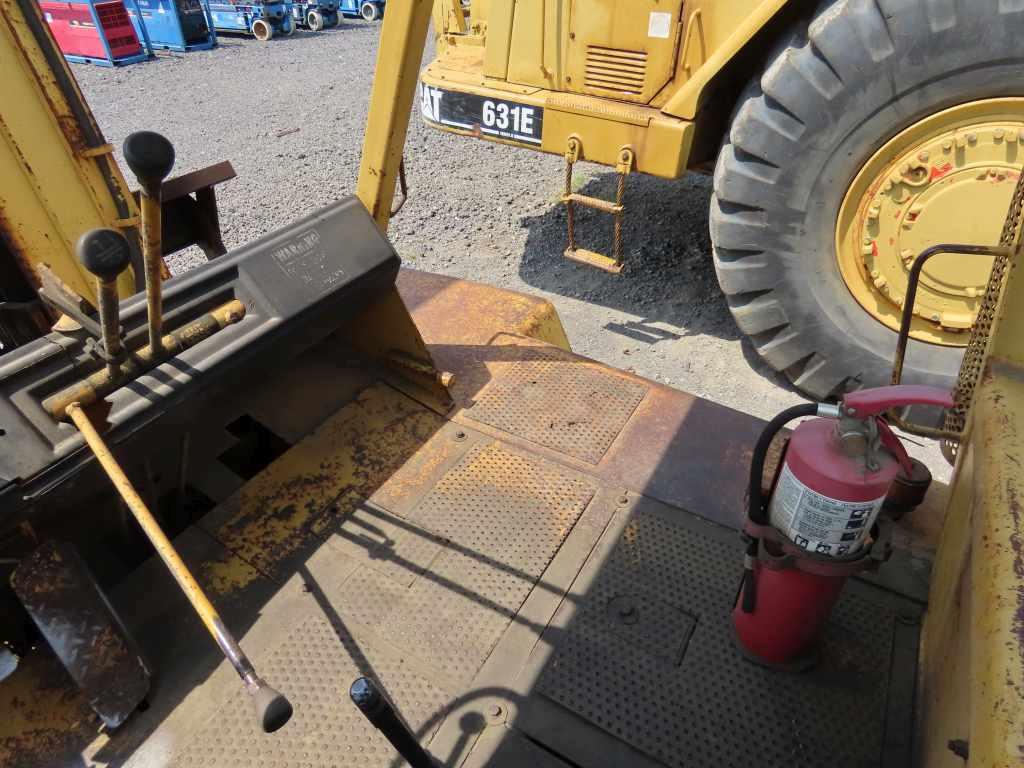 CAT FORKLIFT V160
