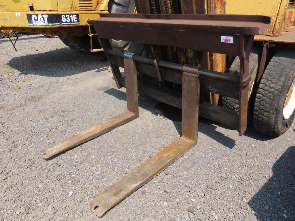 CAT FORKLIFT V160