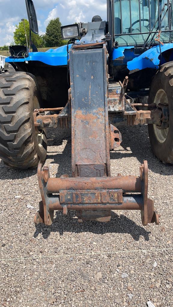 NEW HOLLAND LM435 TELEHANDLER 4WD