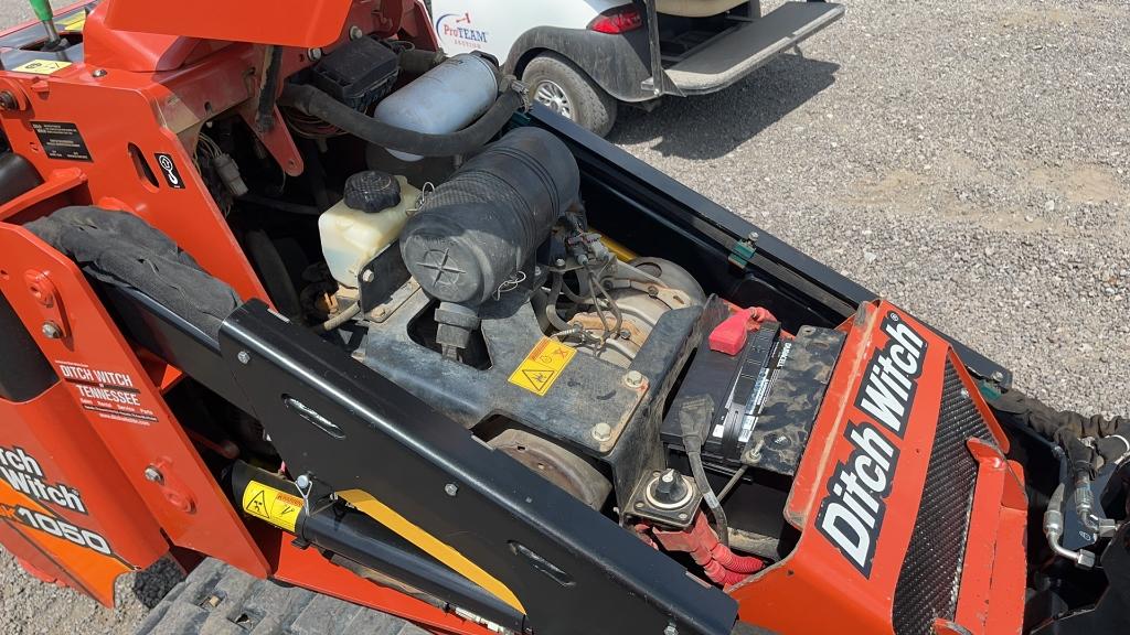 2017 DITCH WITCH SK1050 MINI SKID LOADER