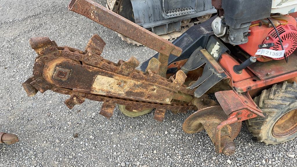 DITCH WITCH 1220 WALK BEHIND TRENCHER