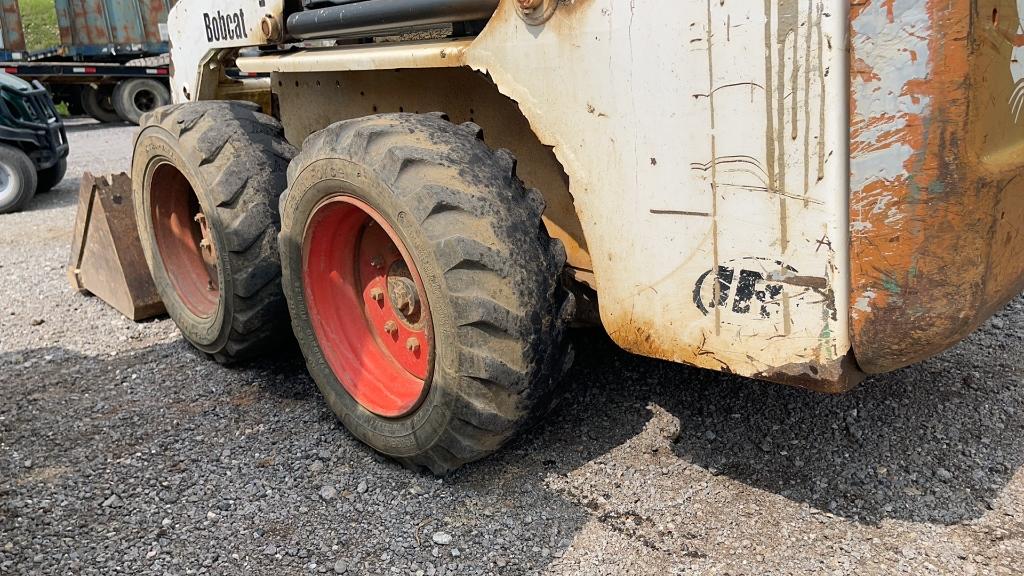 BOBCAT 753 SKID STEER