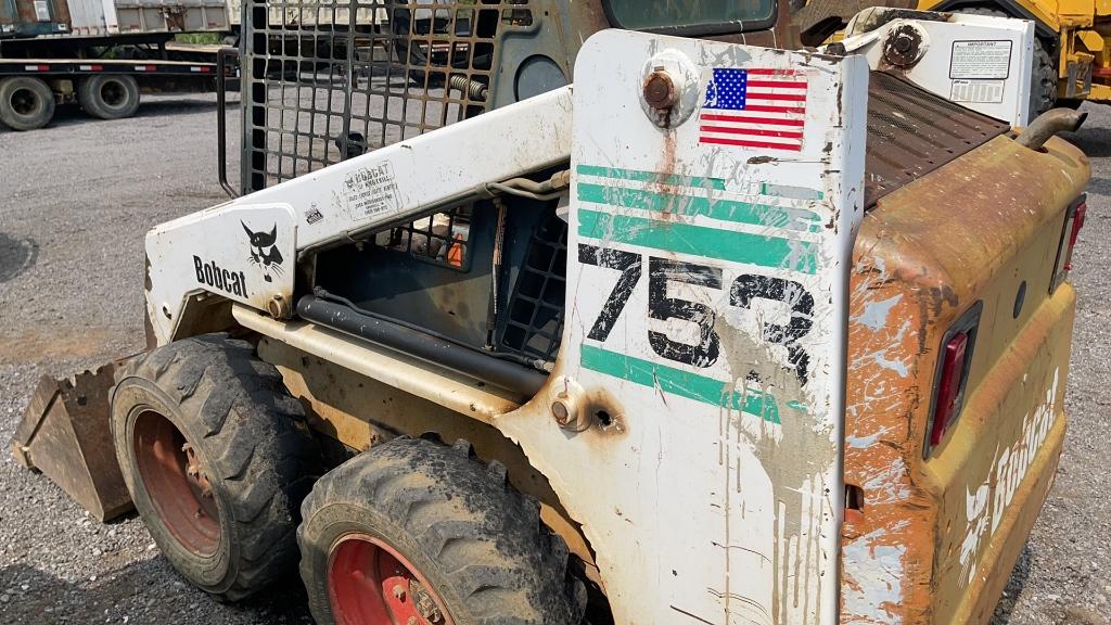 BOBCAT 753 SKID STEER