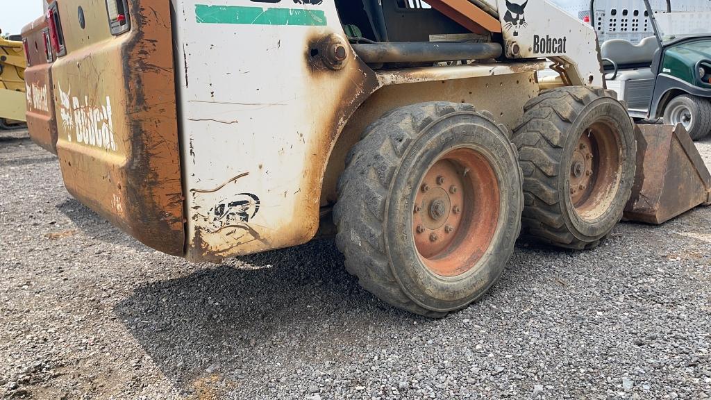 BOBCAT 753 SKID STEER