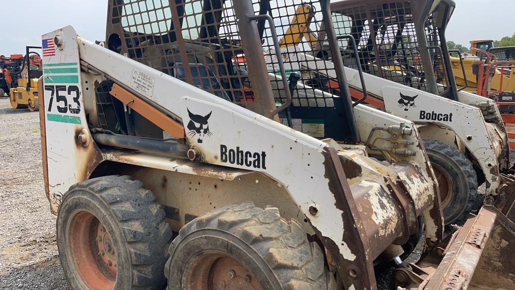 BOBCAT 753 SKID STEER