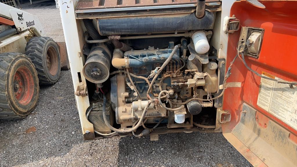 BOBCAT 753 SKID STEER