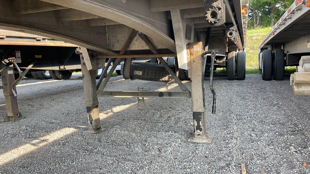 1989 EAST 45' SPREAD AXLE FLATBED SEMI TRAILER