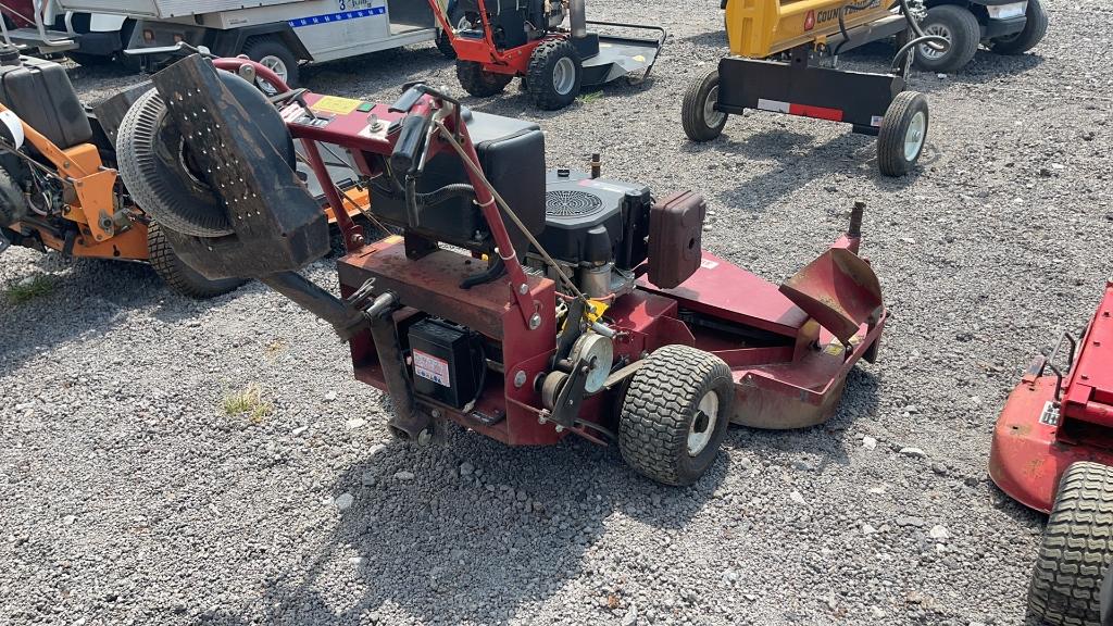 GIANT VAC TURF DOMINATOR WALK BEHIND MOWER