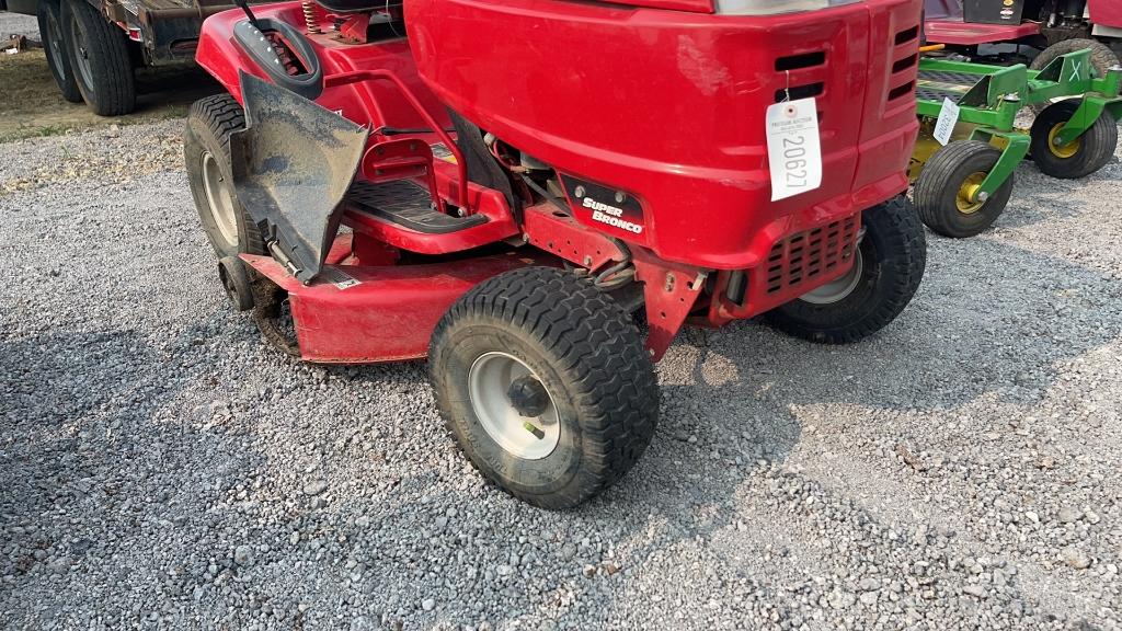 TROY-BILT SUPER BRONCO RIDING MOWER