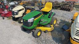 JOHN DEERE D140 RIDING MOWER