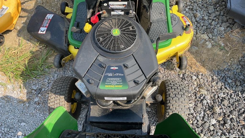 JOHN DEERE D140 RIDING MOWER