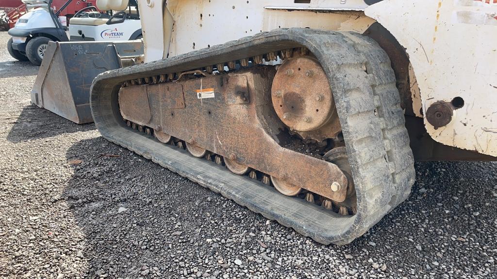 BOBCAT T300 SKID STEER