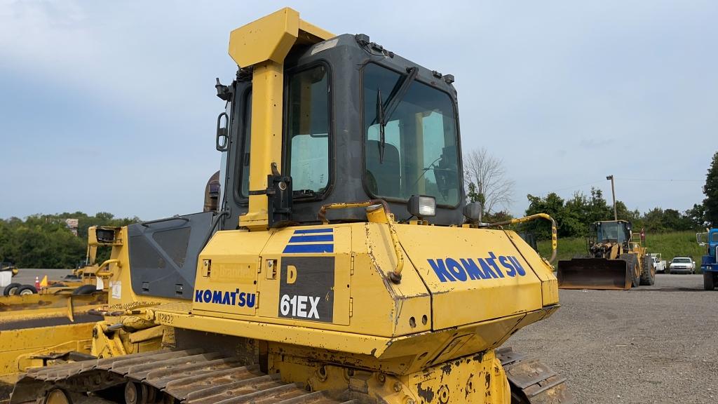 KOMATSU D61EX-15 DOZER