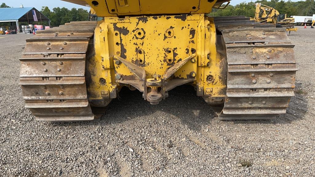 KOMATSU D61EX-15 DOZER