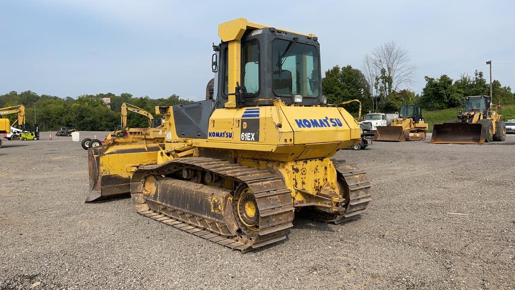 KOMATSU D61EX-15 DOZER