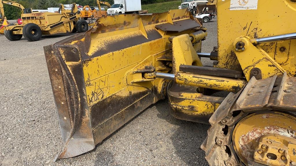 KOMATSU D61EX-15 DOZER