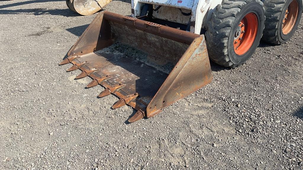 BOBCAT S185 SKID STEER