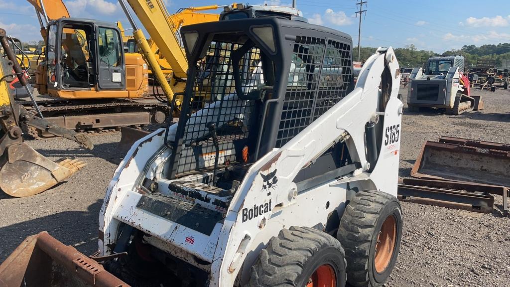 BOBCAT S185 SKID STEER