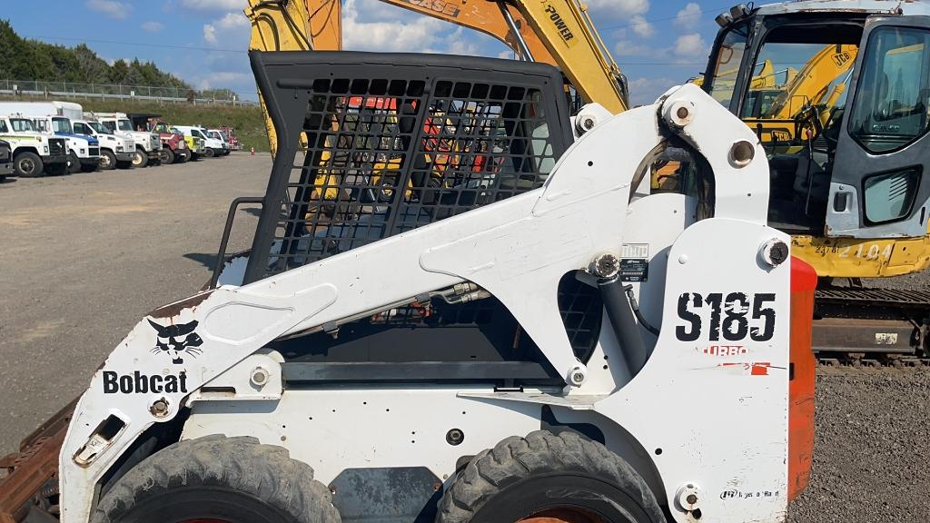 BOBCAT S185 SKID STEER