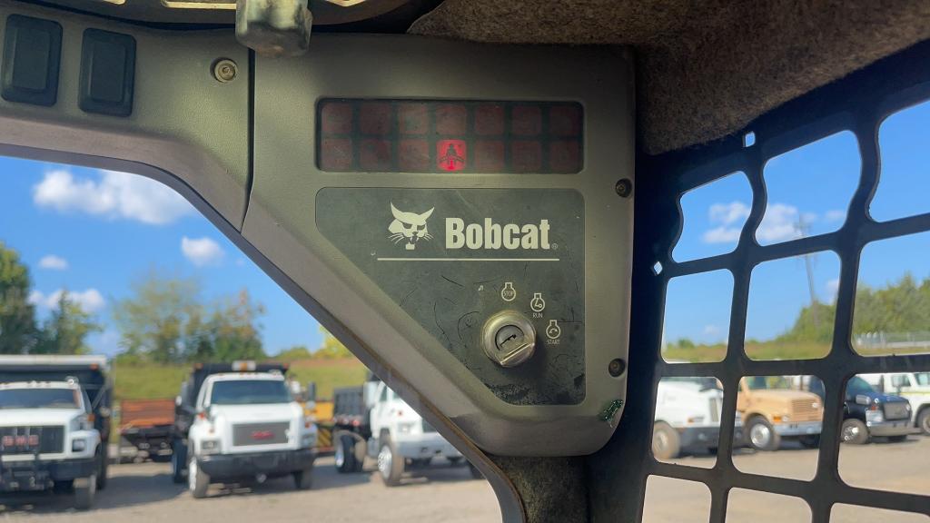BOBCAT S185 SKID STEER