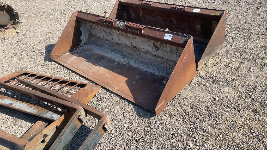 66" SMOOTH SKID STEER BUCKET