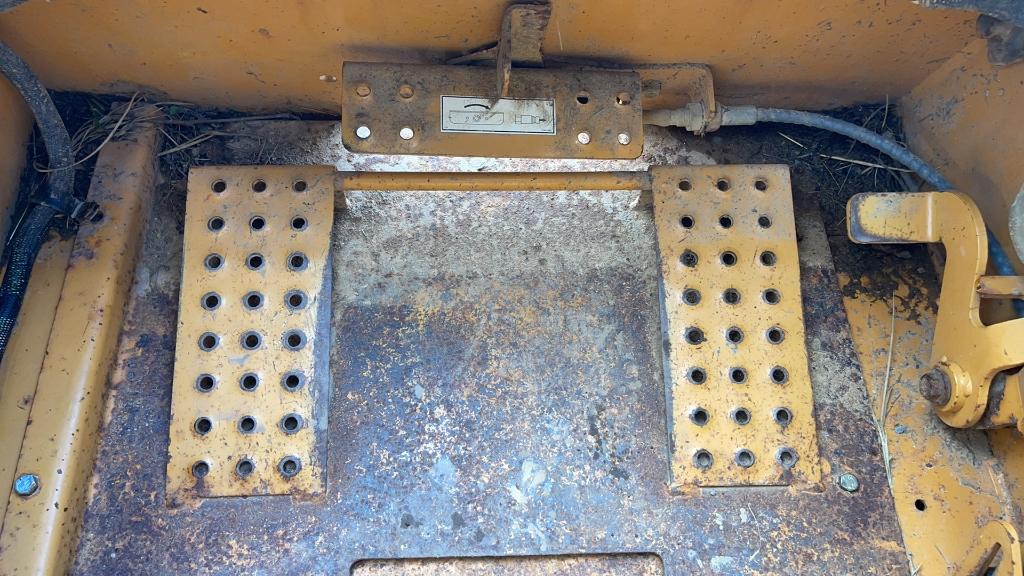 CASE 75XT SKID STEER
