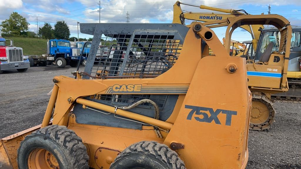 CASE 75XT SKID STEER