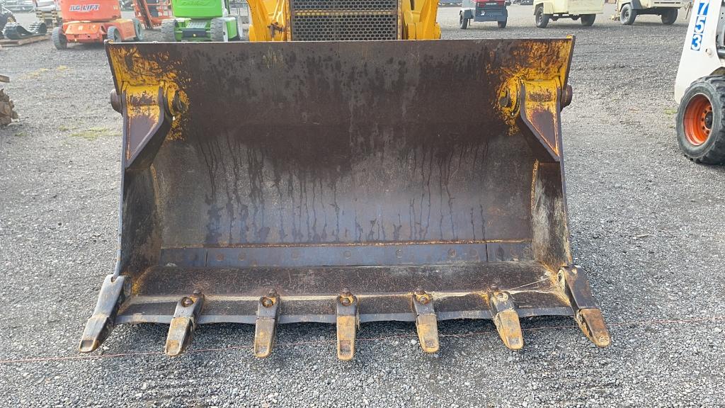 JOHN DEERE 755 TRACK LOADER