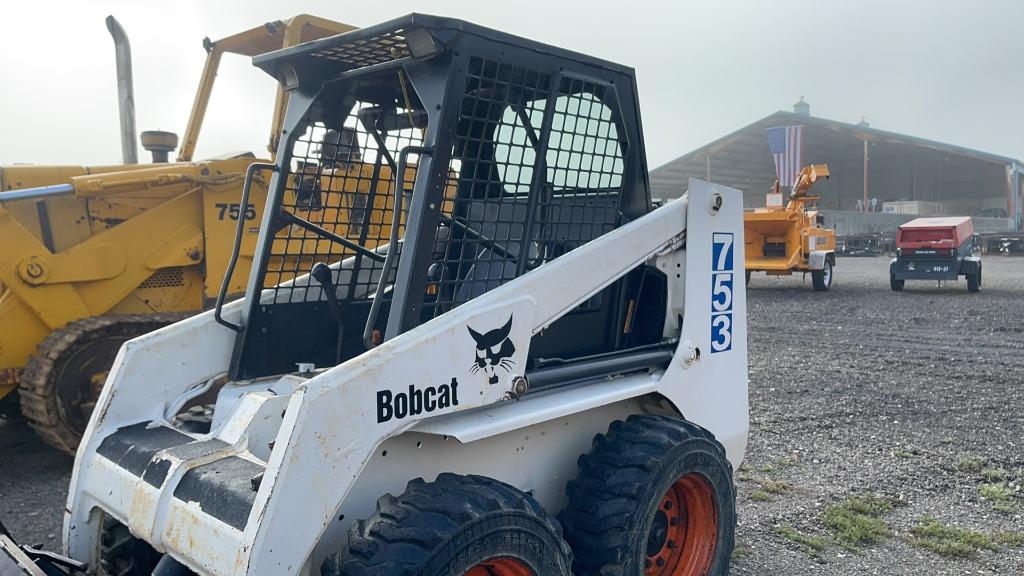 BOBCAT 753 SKID STEER