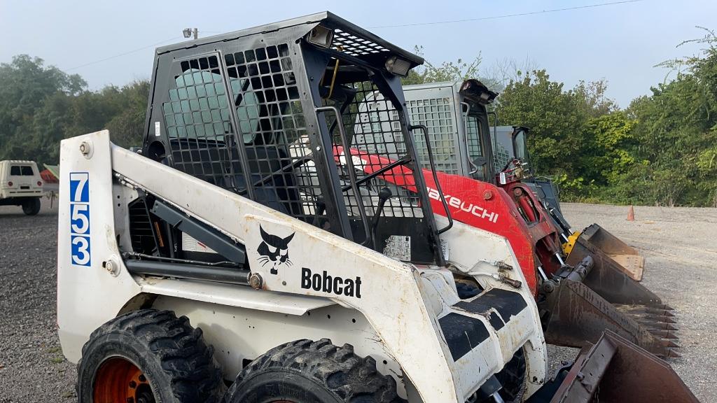 BOBCAT 753 SKID STEER