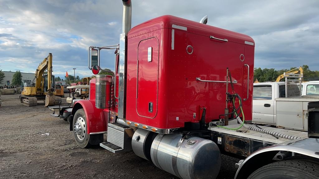 2014 PETERBILT 389 EXHD TANDEM AXLE ROAD TRACTOR