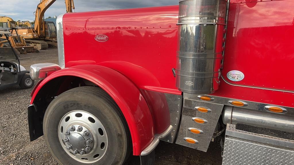 2014 PETERBILT 389 EXHD TANDEM AXLE ROAD TRACTOR