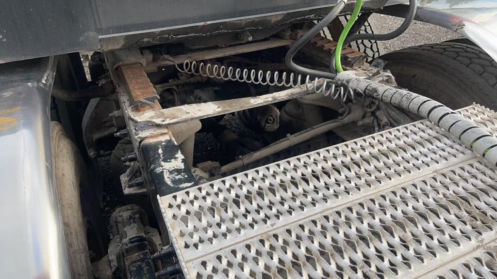 2014 PETERBILT 389 EXHD TANDEM AXLE ROAD TRACTOR