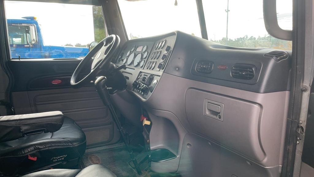 2014 PETERBILT 389 EXHD TANDEM AXLE ROAD TRACTOR