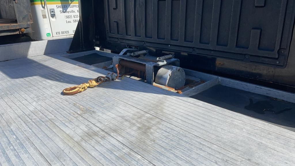 2003 CHEVY C6500 ROLLBACK TRUCK
