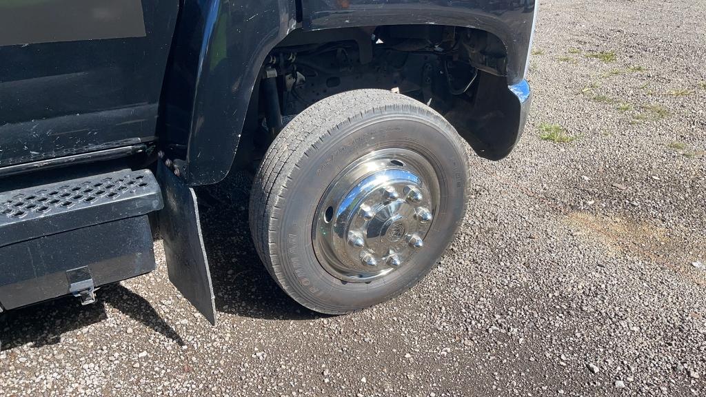 2003 CHEVY C6500 ROLLBACK TRUCK