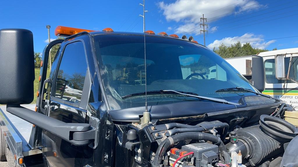 2003 CHEVY C6500 ROLLBACK TRUCK
