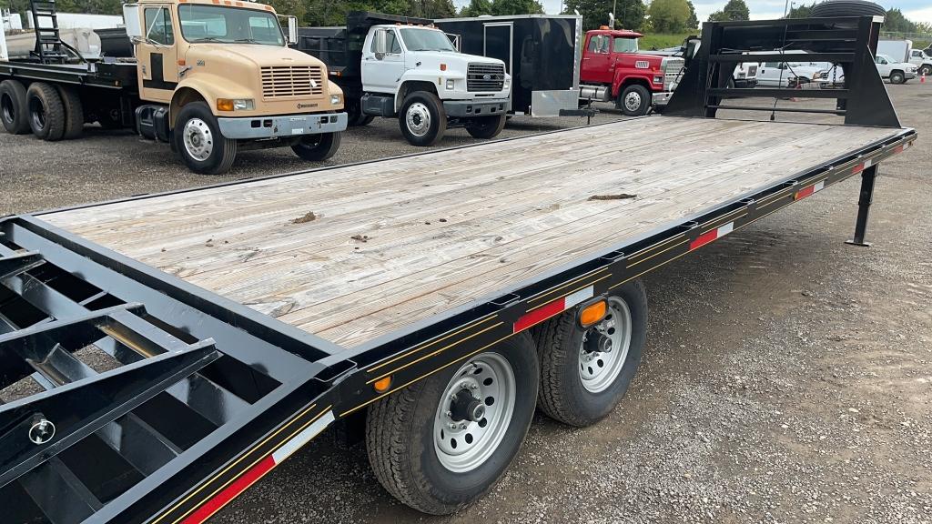 2021 P AND T 25' FLATBED GOOSNECK TRAILER