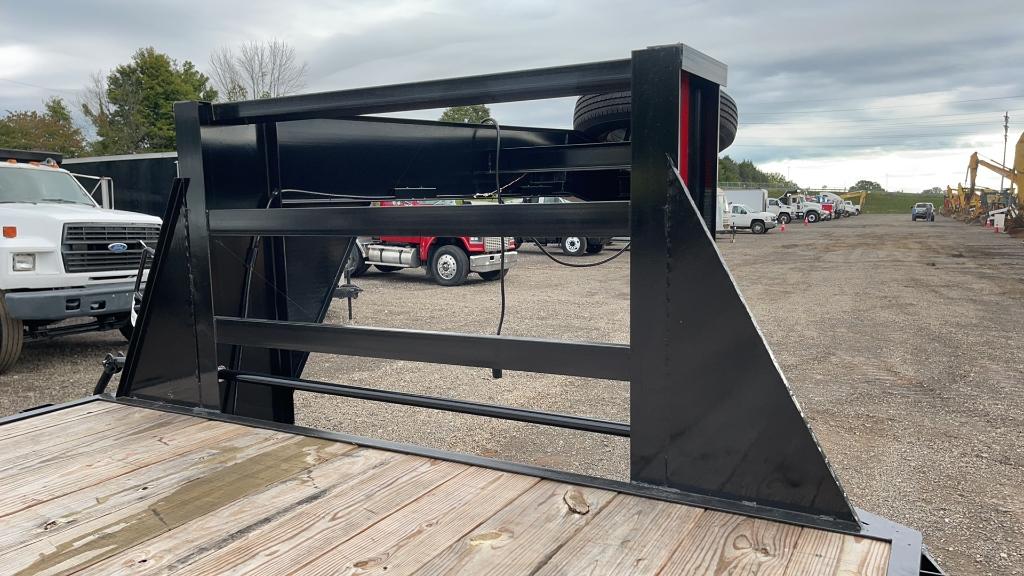 2021 P AND T 25' FLATBED GOOSNECK TRAILER