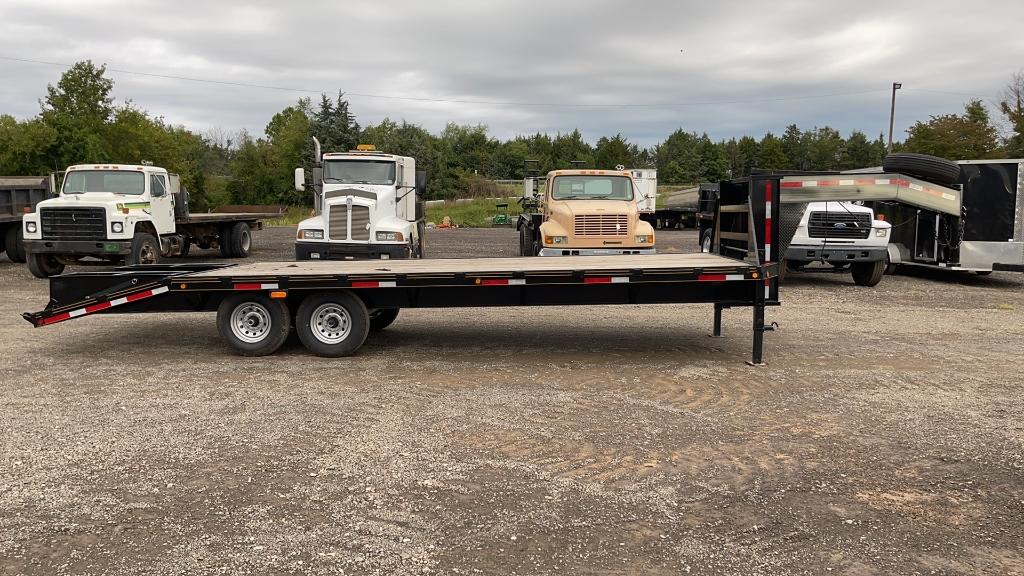 2021 P AND T 25' FLATBED GOOSNECK TRAILER