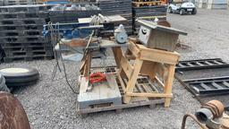 PALLET OF 3 ELECTRIC SAWS