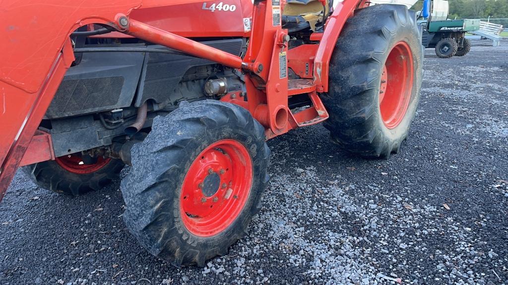 KUBOTA L4400 TRACTOR