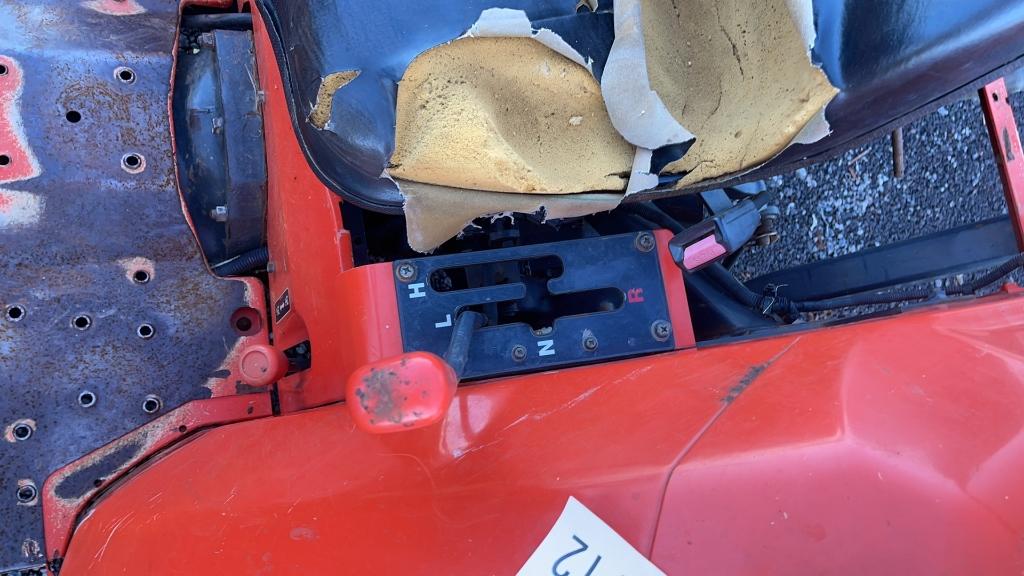 KUBOTA L4400 TRACTOR