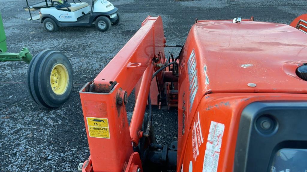 KUBOTA L4400 TRACTOR