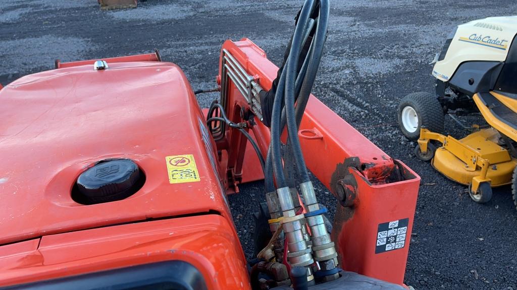 KUBOTA L4400 TRACTOR
