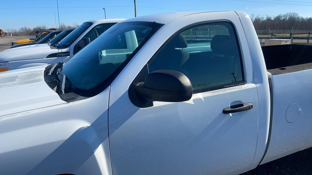 2013 CHEVROLET 1500 PICKUP TRUCK