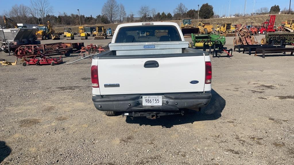 2006 FORD F-250 PICKUP TRUCK