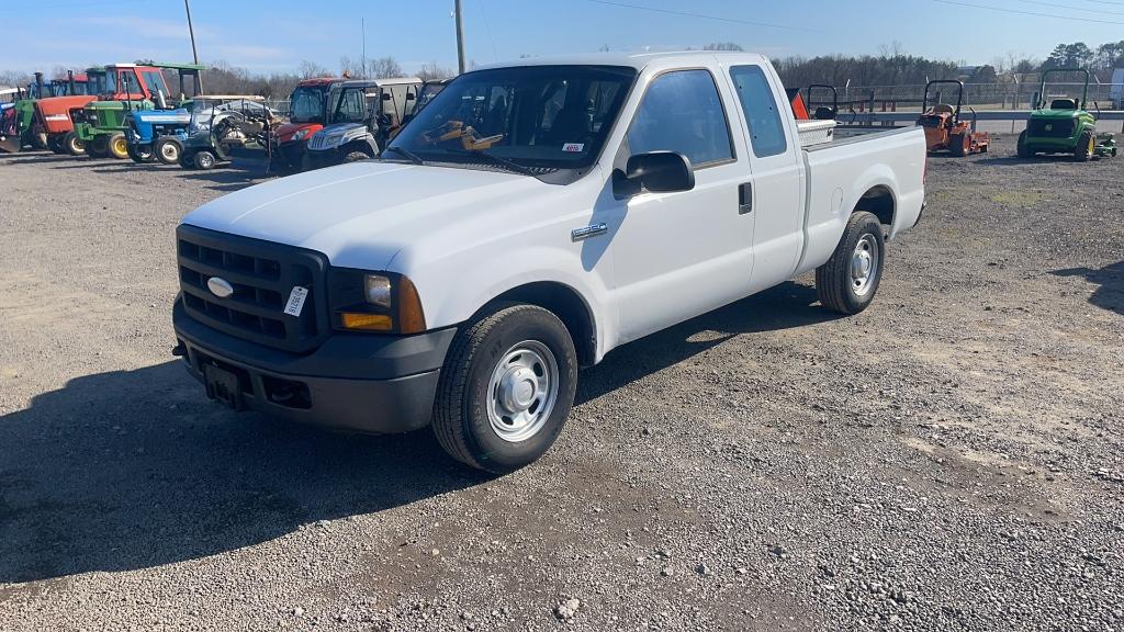 2006 FORD F-250 PICKUP TRUCK